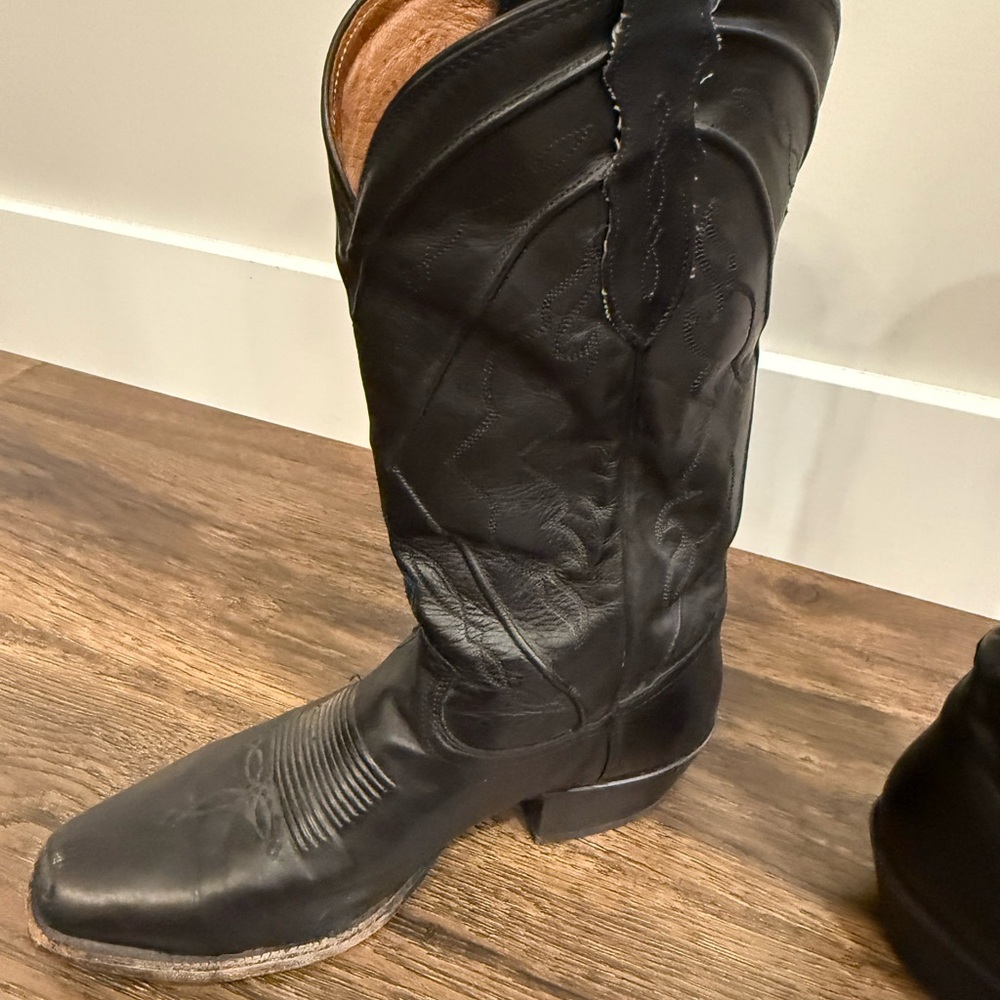 Men’s Black Leather Cowboy Boots - Picture 4 of 8